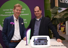 General director of Rhein Maas Cees Hoekstra received a visit from Piet Aardse van Aardse Orchids.